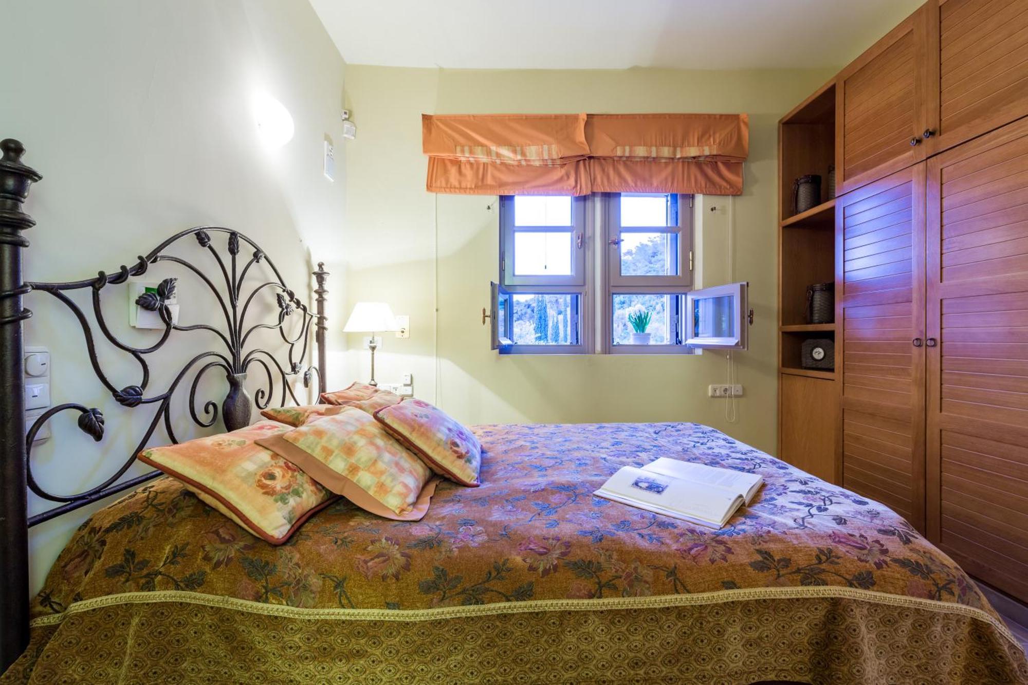 Elia Junior Suite In Epidavros With Shared Pool Неа-Епідаврос Екстер'єр фото